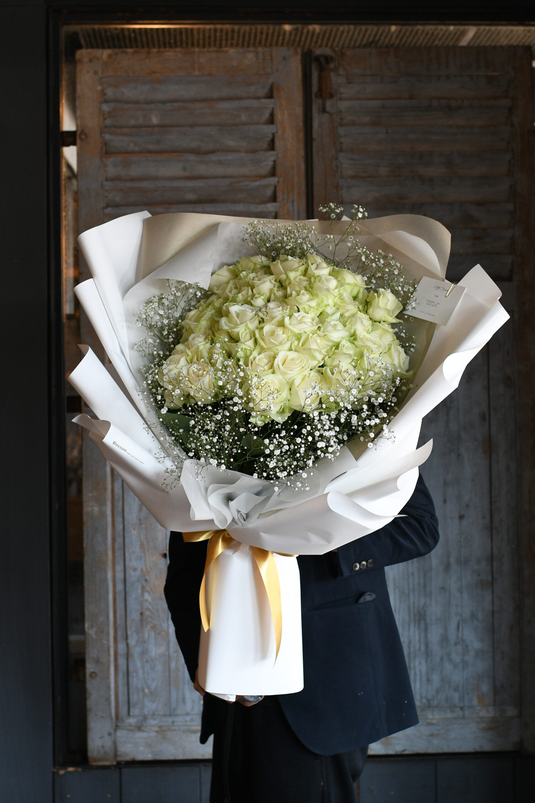 「ホワイトゴールド×白薔薇」プロポーズリングドレスブーケ