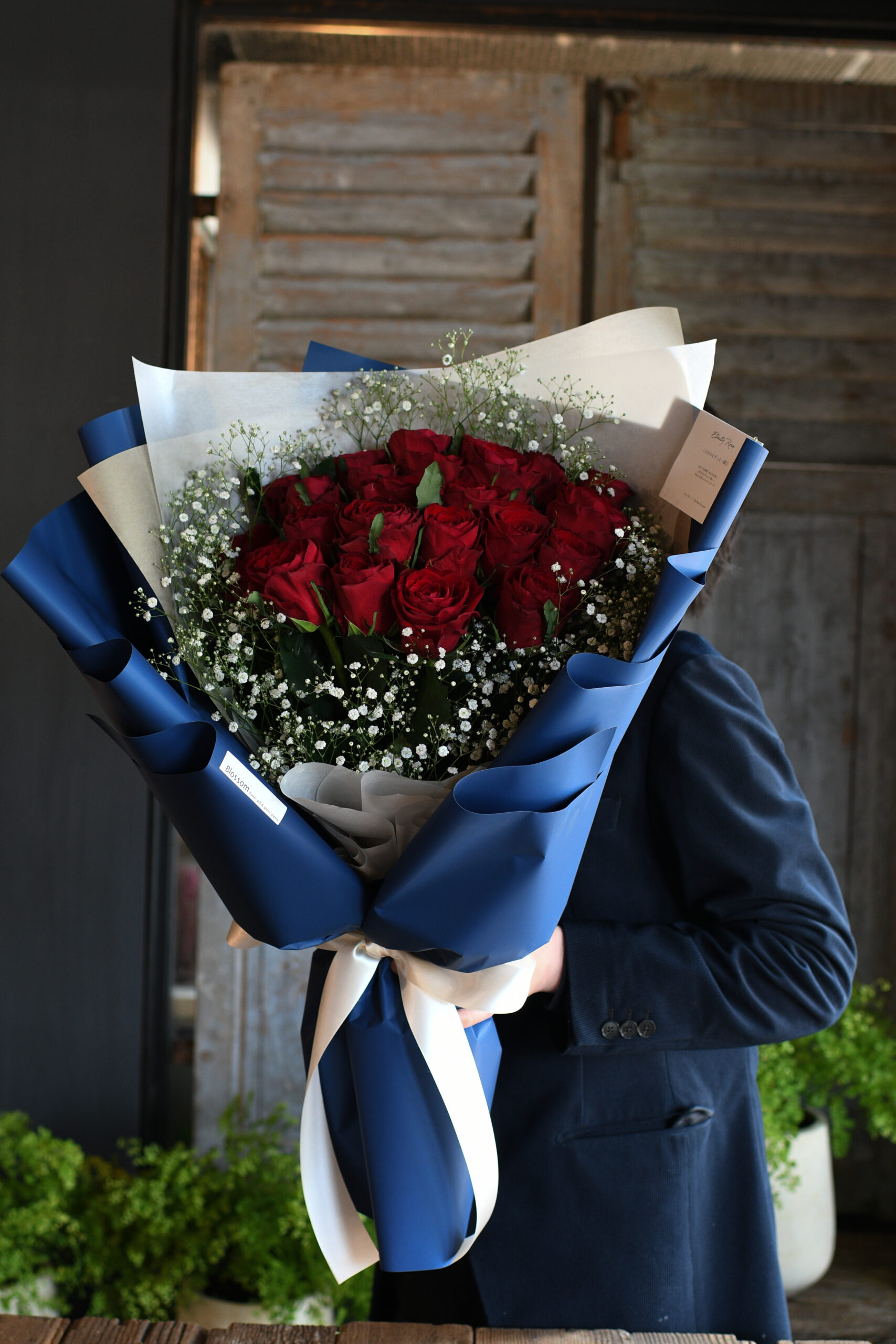 「ディープブルー×赤薔薇」プロポーズリングドレスブーケ