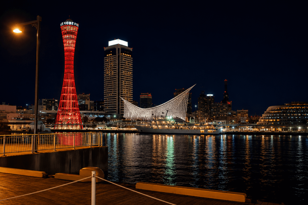 神戸ポートタワーの夜景
