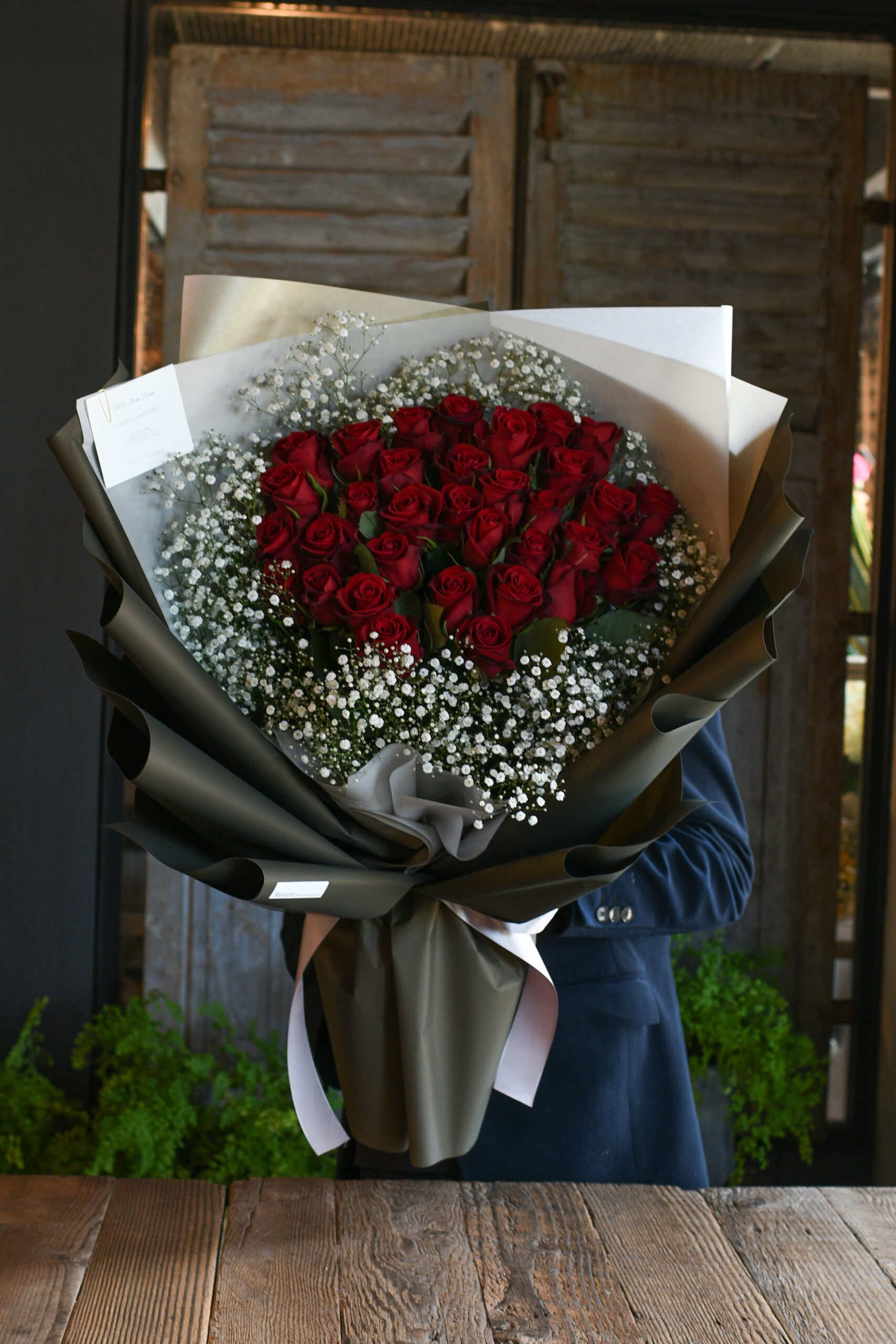 「ブロンズ×赤薔薇」プロポーズリングドレスブーケ