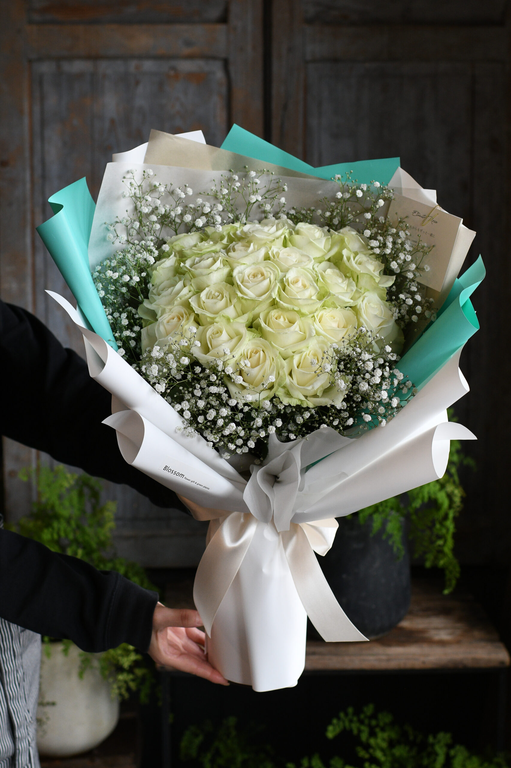 「アイスブルー×白薔薇」プロポーズリングドレスブーケ